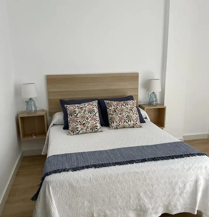 Apartamentos La Hormiga Deluxe-1